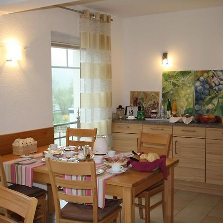 Weingut Goeres Hotel Briedel Luaran gambar