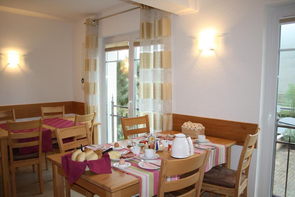 Weingut Goeres Hotel Briedel Luaran gambar