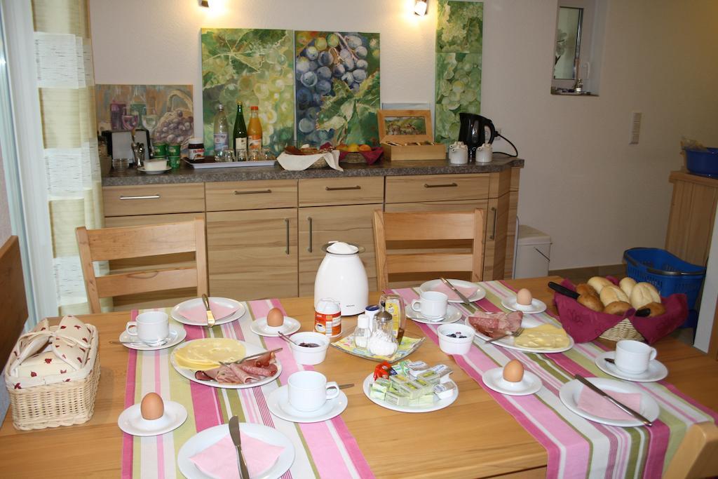 Weingut Goeres Hotel Briedel Bilik gambar