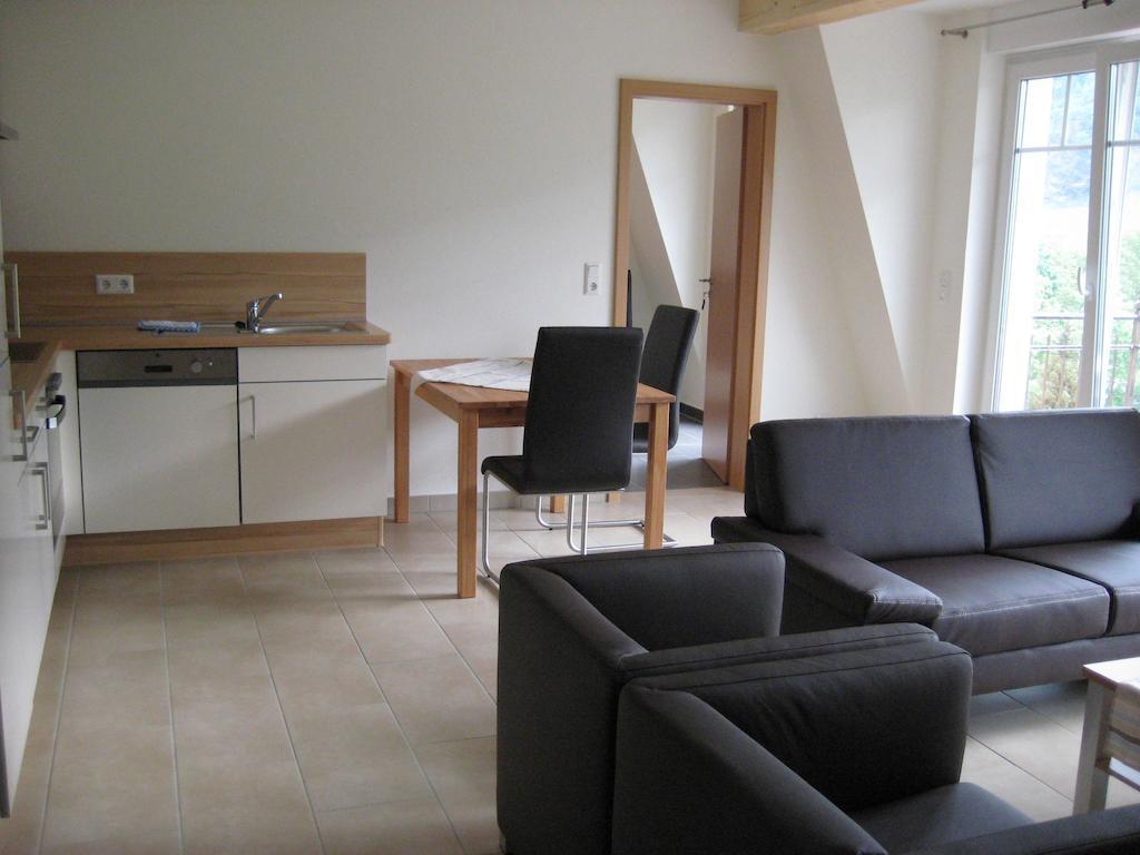 Weingut Goeres Hotel Briedel Bilik gambar
