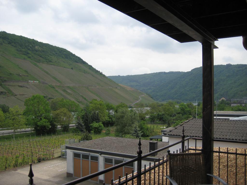 Weingut Goeres Hotel Briedel Bilik gambar