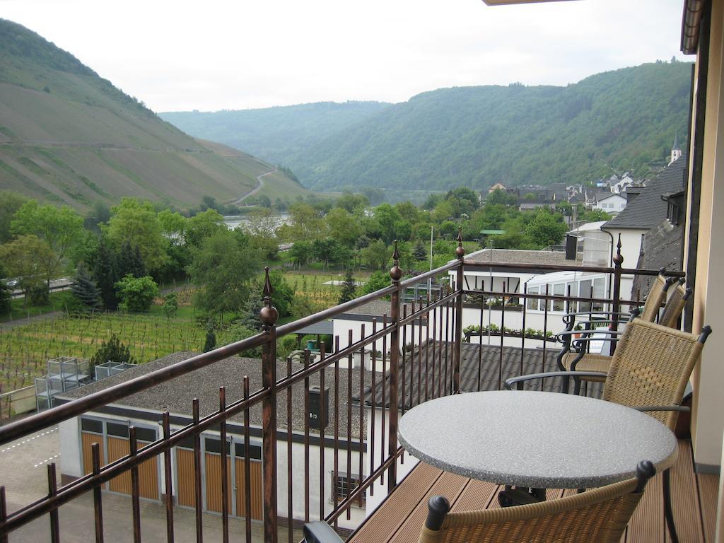 Weingut Goeres Hotel Briedel Bilik gambar
