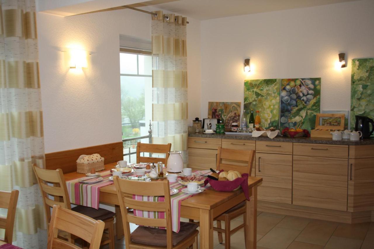Weingut Goeres Hotel Briedel Luaran gambar